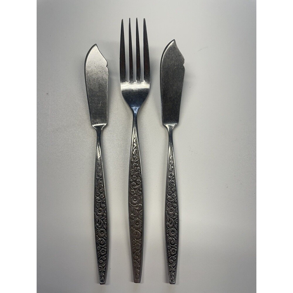 Oceanus stainless Silverware forever Japan Vintage Daisy 2butter knives 1 fork